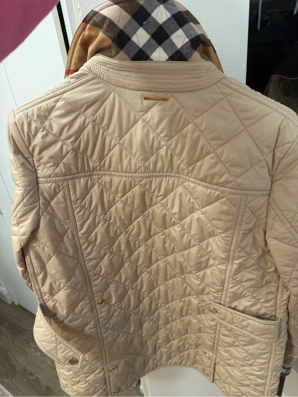 Like New Burberry Beige Quilted Jacket Originally $1097 - Picture 6 of 8
